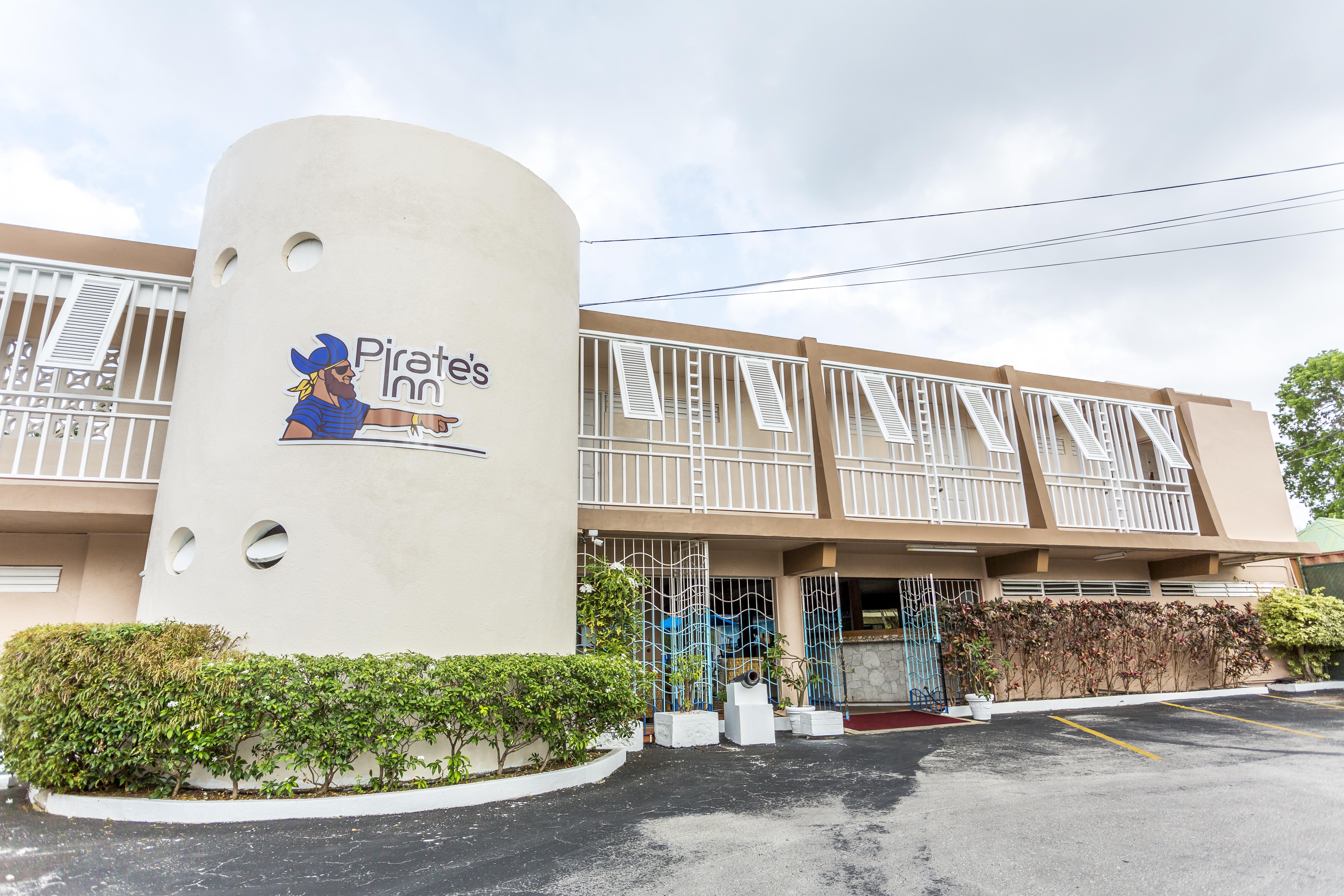 Pirate'S Inn Bridgetown Exterior foto